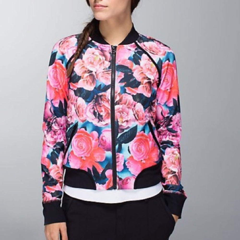 Lululemon Om Me Home Jacket Secret Garden. Size 4